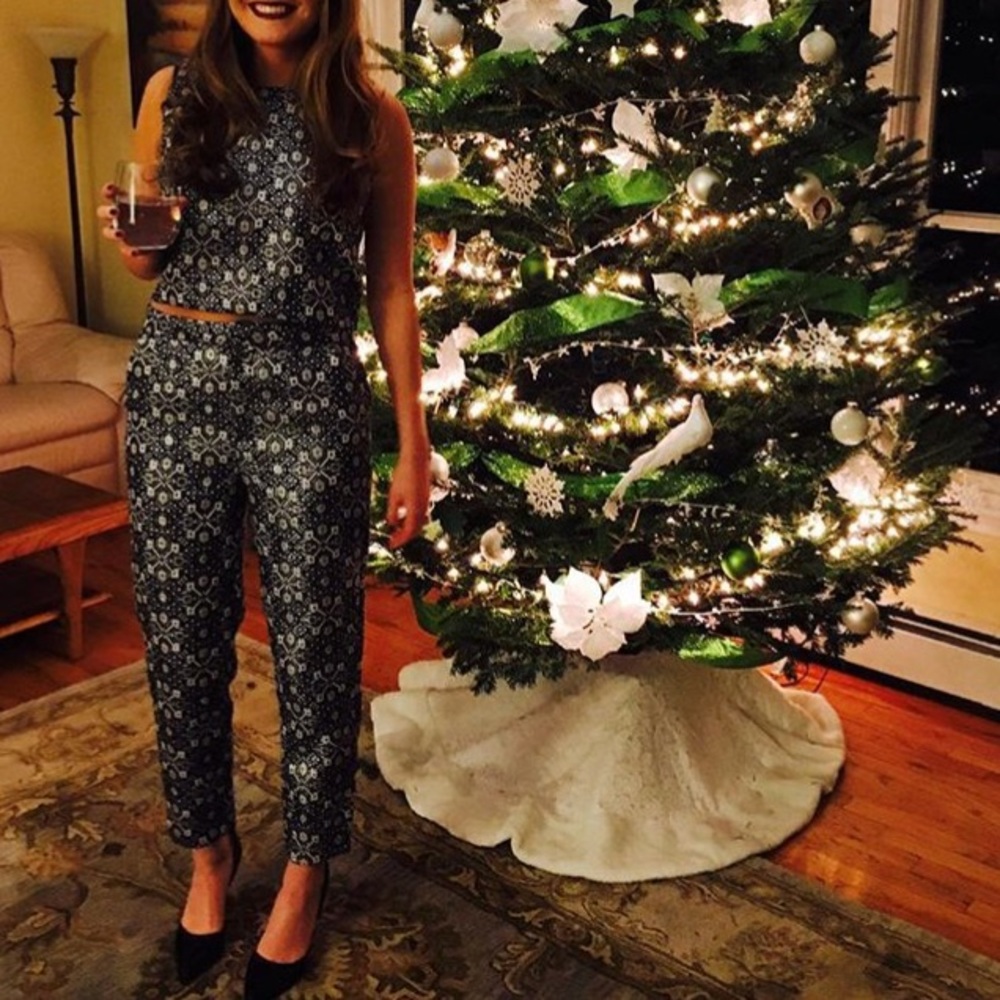 Gorgeous Silver Two Piece Set - image 1